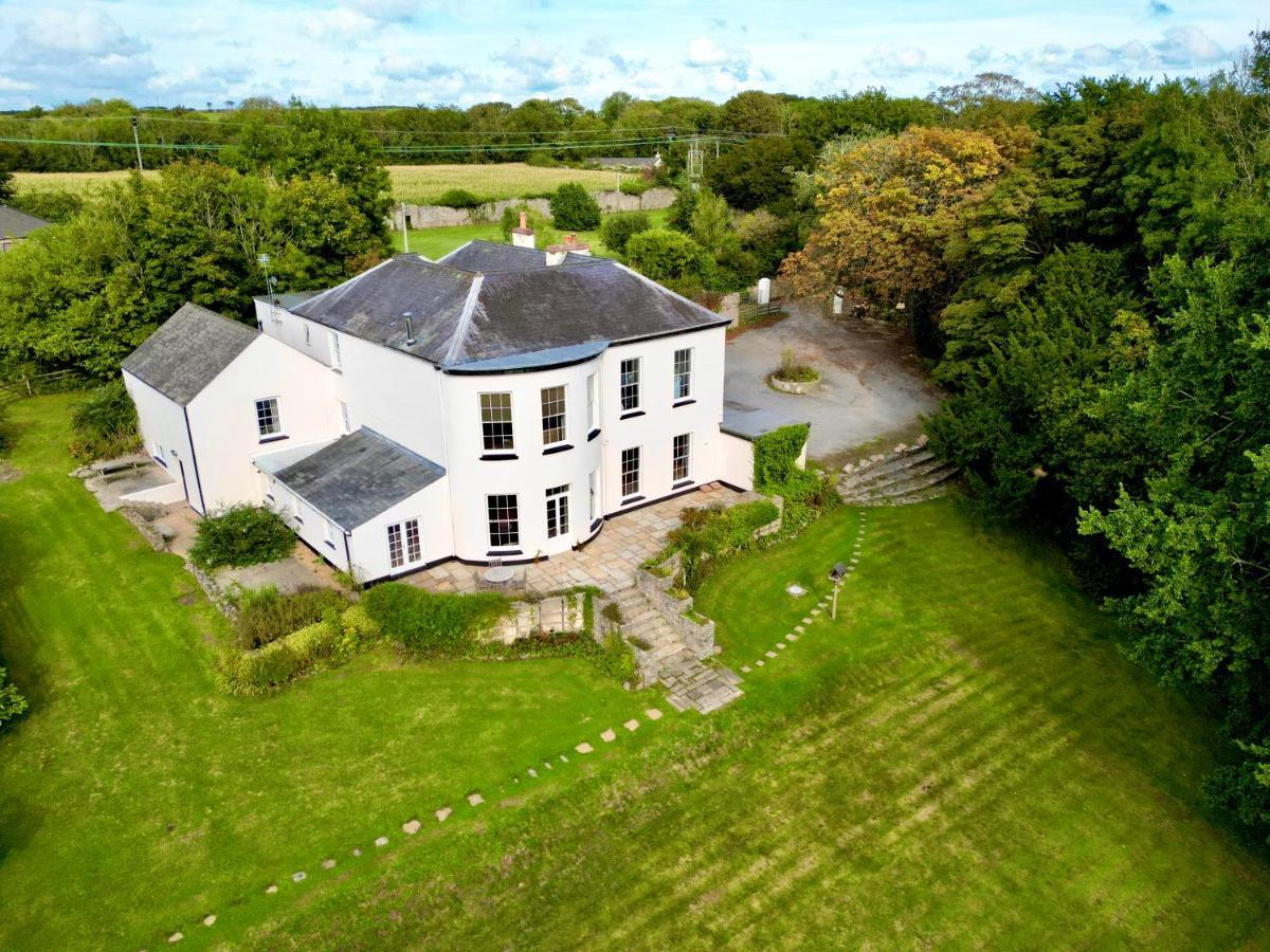 Holyland House - Greenacres Estates Lamphey Екстериор снимка