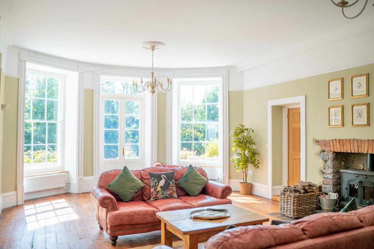 Holyland House - Greenacres Estates Lamphey Екстериор снимка