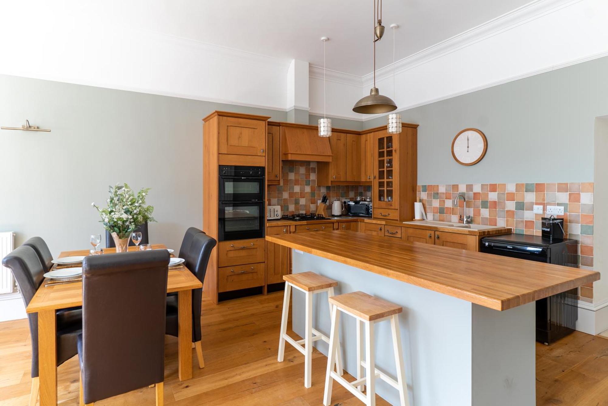 Holyland House - Greenacres Estates Lamphey Екстериор снимка