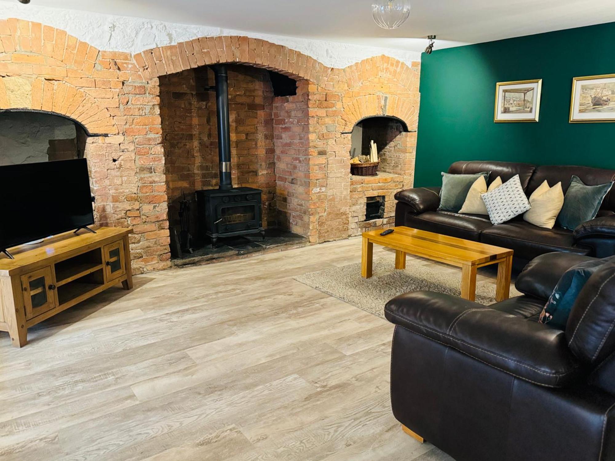 Holyland House - Greenacres Estates Lamphey Екстериор снимка